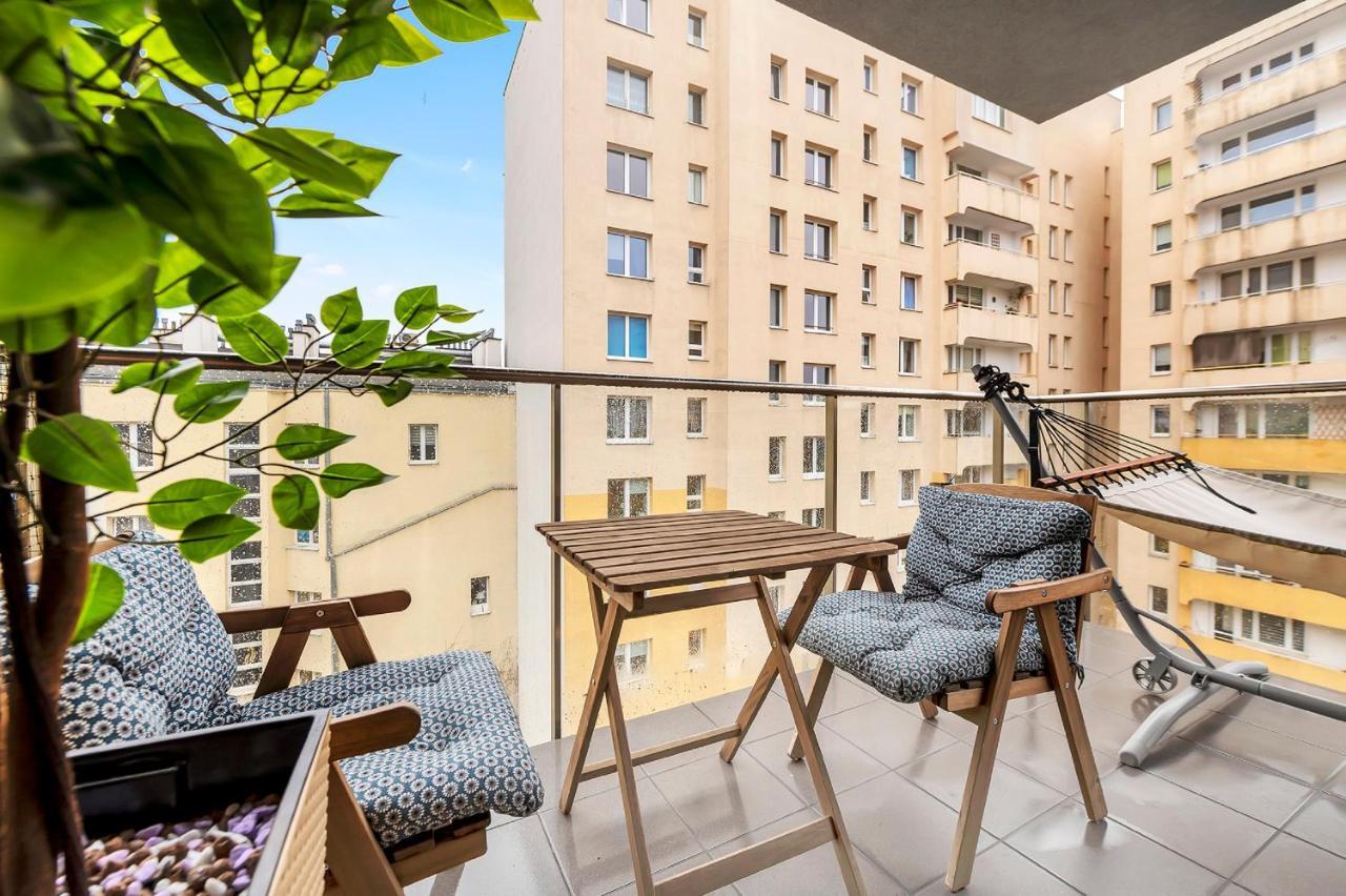 Apartment Lumina 4-room With Large Balcony Warsaw