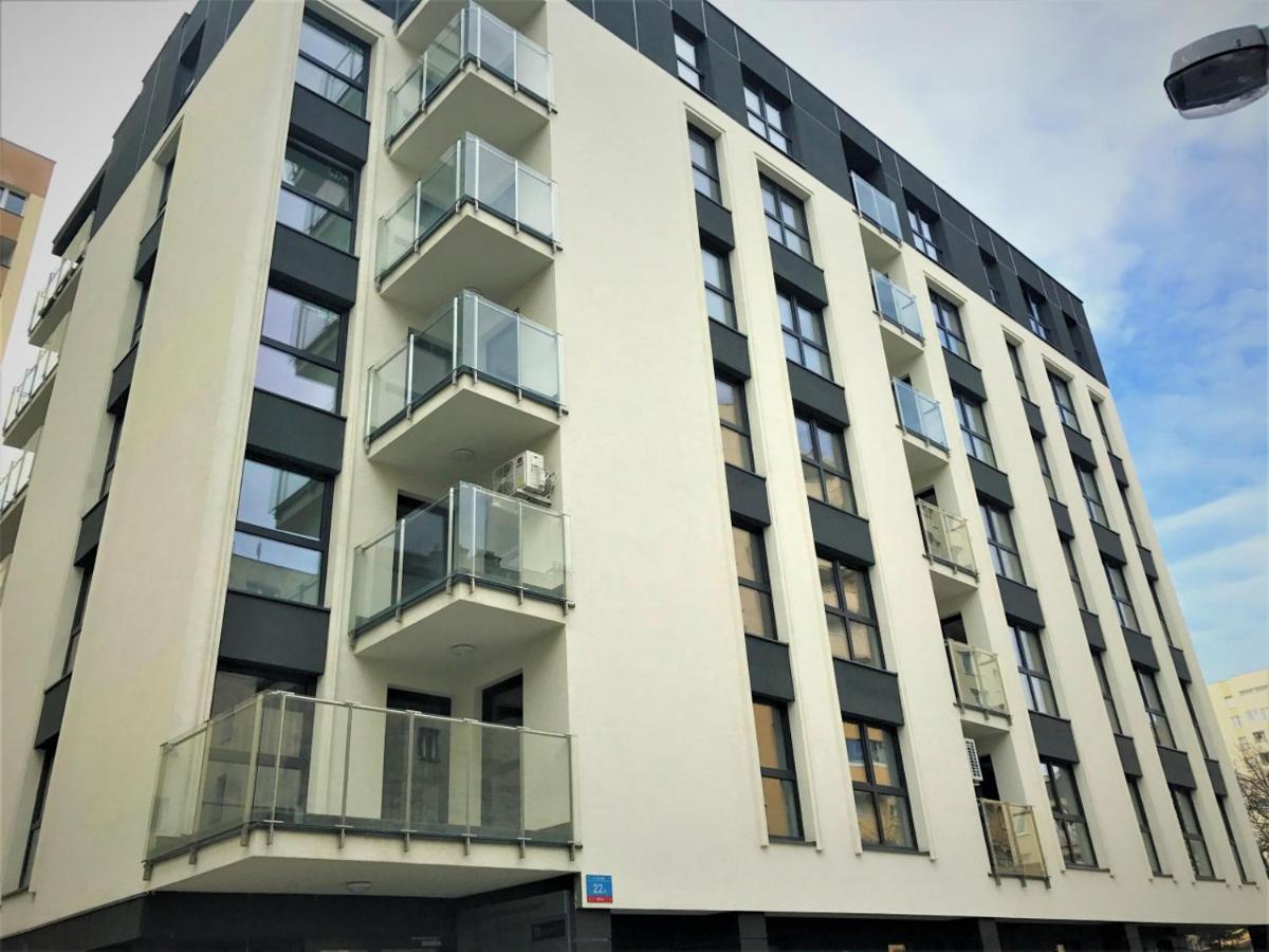 Lumina 4-room With Large Balcony